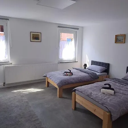 Monteurwohnung Wohnfabrik Drei Max 7 Personen Lägenhet *